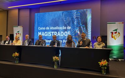 A Escola da Magistratura da AJURIS está promovendo nesta semana, em parceria com o Tribunal de Justiça, o Curso de Atualização para Magistrados (CAM) de Diretores de Foro. A iniciativa reafirma o compromisso da instituição com a formação continuada dos magistrados e com o fortalecimento da gestão judiciária.